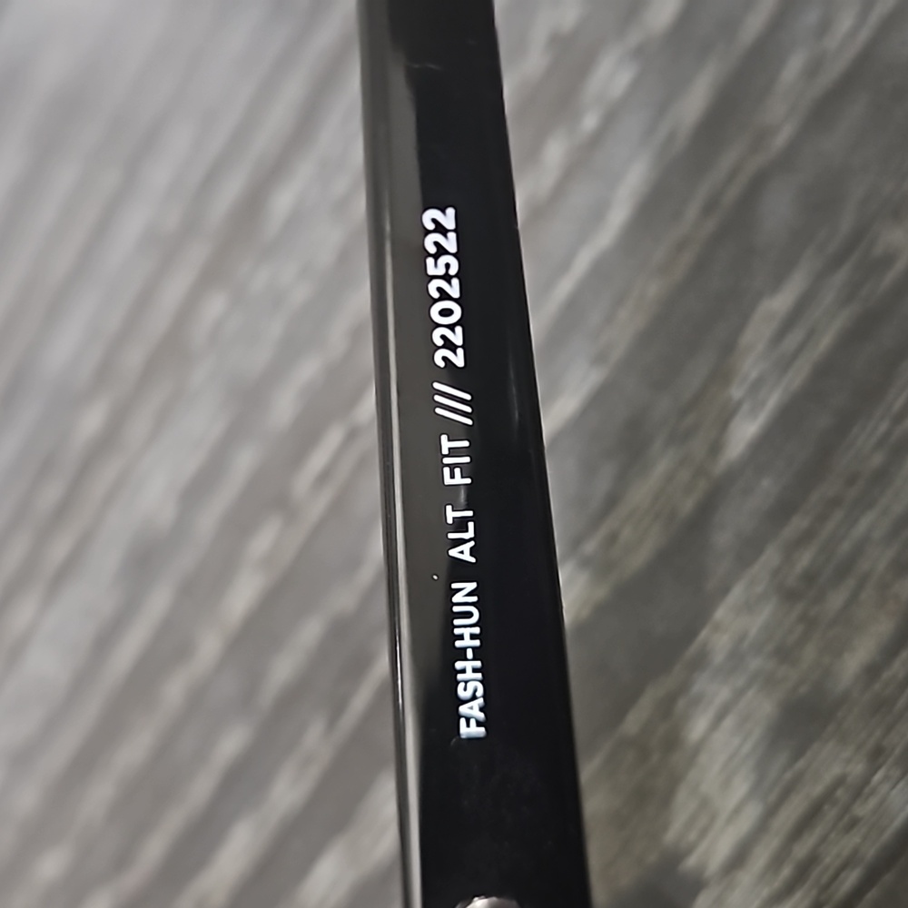 Le Specs Black Sunglasses - Picture 4 of 7